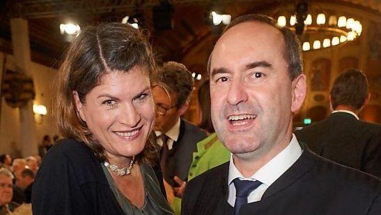 ist django asül verheiratet